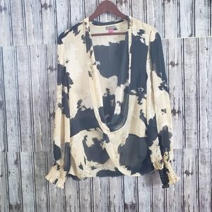 Vince Camuto twist front blouse